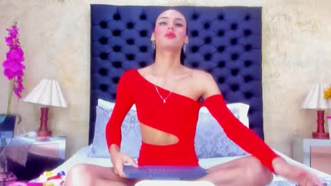 Nahomi  online show from 14, 1, 2026