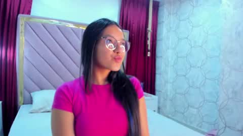 nai_blue online show from 15, 9, 2025
