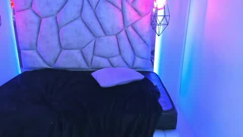 Snapshot of naia_karter chatting on 24, 1, 2025 online show from 24, 1, 2025