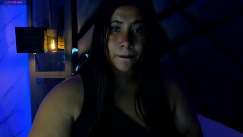 Snapshot of naia_karter chatting on 25, 1, 2025 online show from 25, 1, 2025