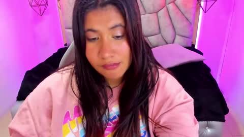 Snapshot of naia_karter chatting on 4, 2, 2025 online show from 4, 2, 2025