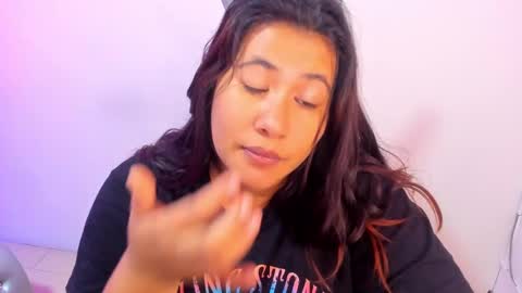 Snapshot of naia_karter chatting on 15, 2, 2025 online show from 15, 2, 2025