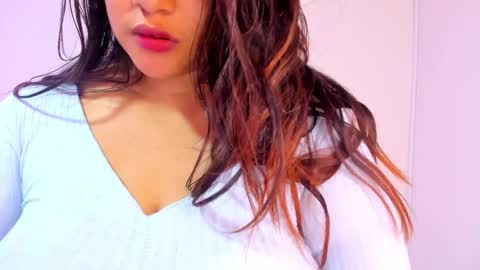 Snapshot of naia_karter chatting on 16, 2, 2025 online show from 16, 2, 2025