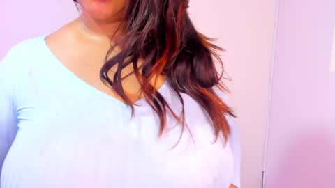 Snapshot of naia_karter chatting on 16, 2, 2025 online show from 16, 2, 2025