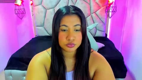 Snapshot of naia_karter chatting on 28, 2, 2025 online show from 28, 2, 2025