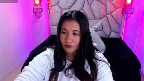 Snapshot of naia_karter chatting on 1, 3, 2025 online show from 1, 3, 2025