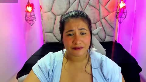 Snapshot of naia_karter chatting on 5, 3, 2025 online show from 5, 3, 2025