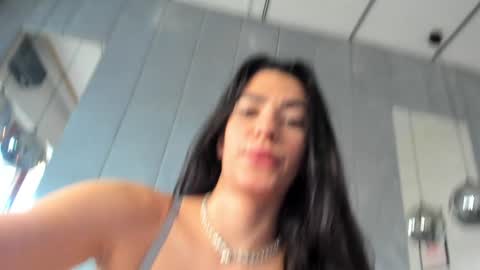 Snapshot of naila18 chatting on 12, 12, 2024 Naila online show from 12, 12, 2024