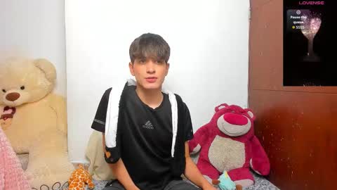  N A I M T H E  K I N G  online show from 12, 2, 2026