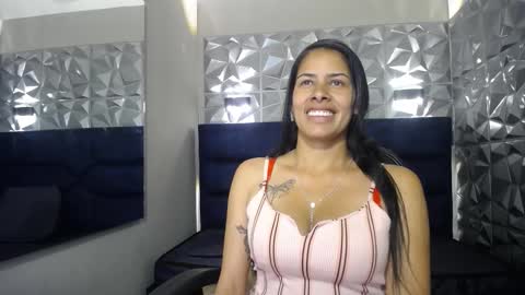 Snapshot of nairobi8 chatting on 18, 9, 2025 nairobi8 online show from 18, 9, 2025