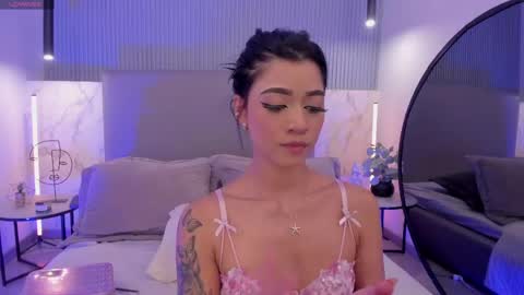 Naisha Ford online show from 25, 9, 2025