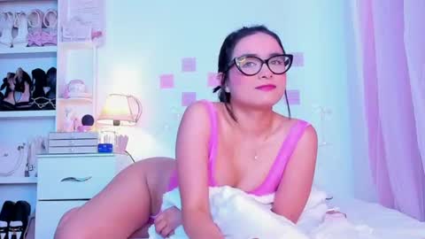 Snapshot of naissha chatting on 19, 6, 2026 Naissha online show from 19, 6, 2026