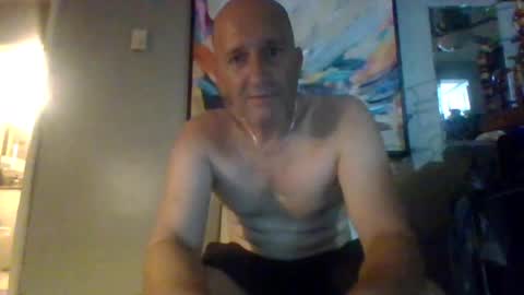 Snapshot of nakedinla chatting on 8, 8, 2026 NAKEDINLA online show from 8, 8, 2026