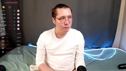 Isaac online show from 10, 7, 2026