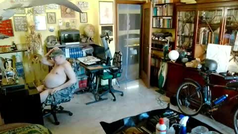 Snapshot of nakednudist72 chatting on 23, 4, 2026 Naked Naturist online show from 23, 4, 2026