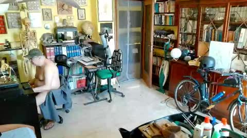Snapshot of nakednudist72 chatting on 23, 5, 2026 Naked Naturist online show from 23, 5, 2026