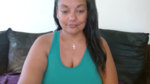 Snapshot of nala_thickk chatting on 25, 10, 2025 Nala Thickk online show from 25, 10, 2025