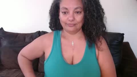 Snapshot of nala_thickk chatting on 5, 12, 2025 Nala Thickk online show from 5, 12, 2025