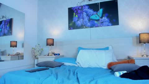 nalamittens online show from 6, 2, 2025