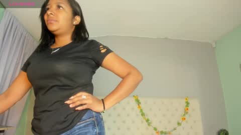 nami_sam online show from 6, 3, 2025