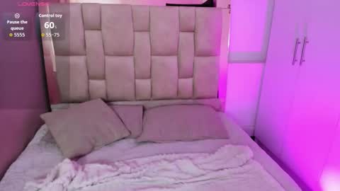 Nana online show from 22, 2, 2026