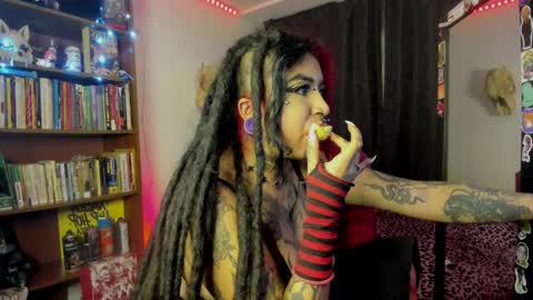 Val  online show from 6, 10, 2025