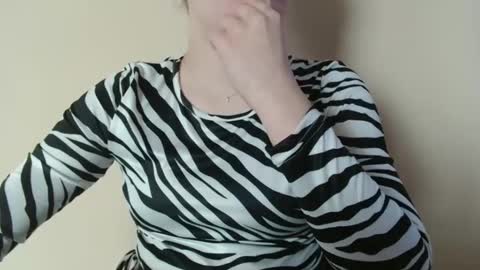 Nana online show from 4, 3, 2026