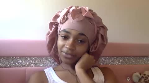 Snapshot of nanaonn chatting on 17, 5, 2026 nanaonn online show from 17, 5, 2026