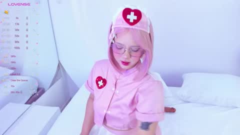 NanaOsaky online show from 15, 2, 2025