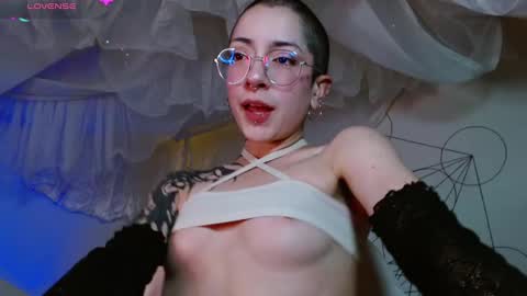 Alma  Maria online show from 23, 2, 2025