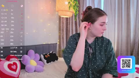 Luna online show from 8, 4, 2026