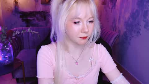 nancymartinez online show from 28, 1, 2025