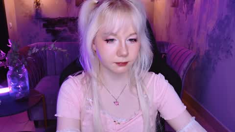 nancymartinez online show from 28, 1, 2025