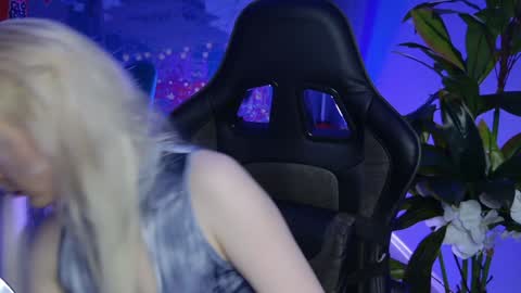 nancymartinez online show from 29, 1, 2025