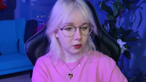 nancymartinez online show from 18, 2, 2025