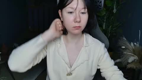 nancymartinez online show from 18, 11, 2025