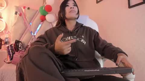 Snapshot of nanit_l chatting on 14, 7, 2026 anna online show from 14, 7, 2026