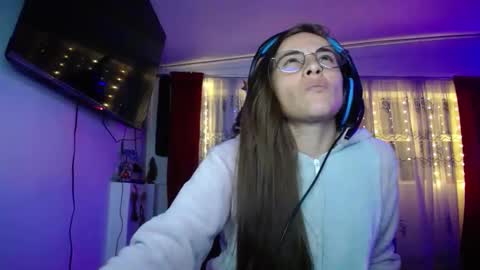 nanna yoshi online show from 11, 12, 2024