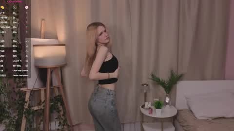 nannetteterrill online show from 15, 4, 2026