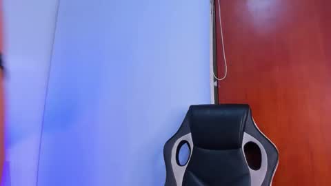 nanny18hornny online show from 5, 10, 2025