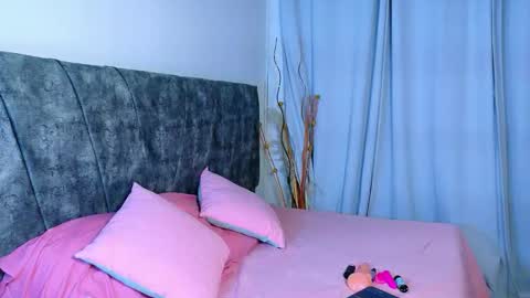 nanymatrioska online show from 7, 1, 2026