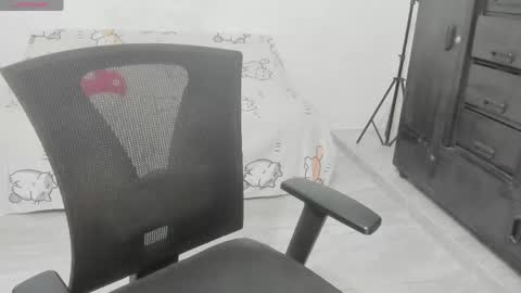 Snapshot of naoko_uwu chatting on 1, 6, 2026 Naoko online show from 1, 6, 2026