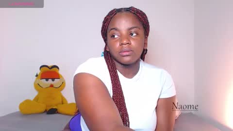 Nao.... model Independiente online show from 12, 1, 2026