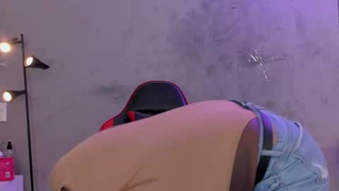 Naomi Blair online show from 3, 4, 2026