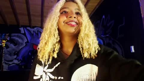 mara Jos online show from 15, 4, 2026