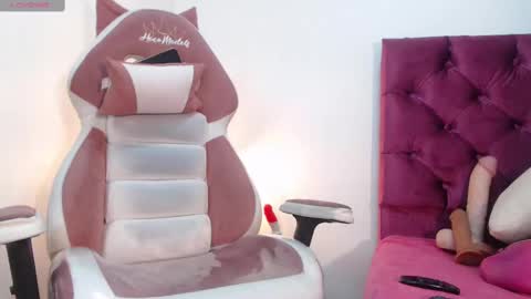 Isabella online show from 19, 12, 2024