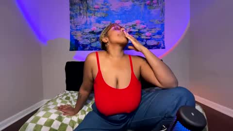 Naomigiirl6 online show from 5, 3, 2025