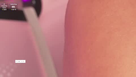 Snapshot of naomigray__ chatting on 4, 7, 2026 Naomi-Gray online show from 4, 7, 2026
