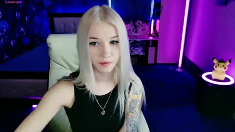 Snapshot of naomihita chatting on 26, 4, 2026 naomihita online show from 26, 4, 2026