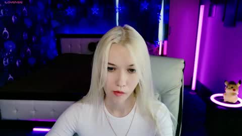 Snapshot of naomihita chatting on 18, 5, 2026 naomihita online show from 18, 5, 2026